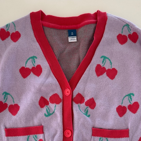 Valentines Cherry Sweater 🍒 - Picture 4 of 5